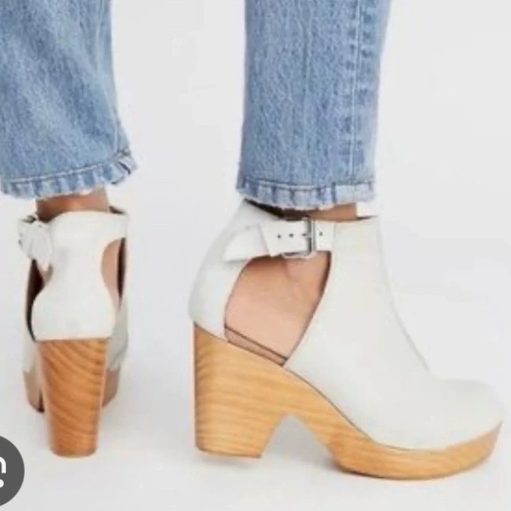 Free People Amber Orchard Clogs Boots‎ White Leather Wood Platform Heel Size 40
